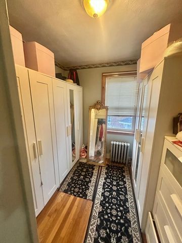 7 Parkway Cres, Milton, MA 02186