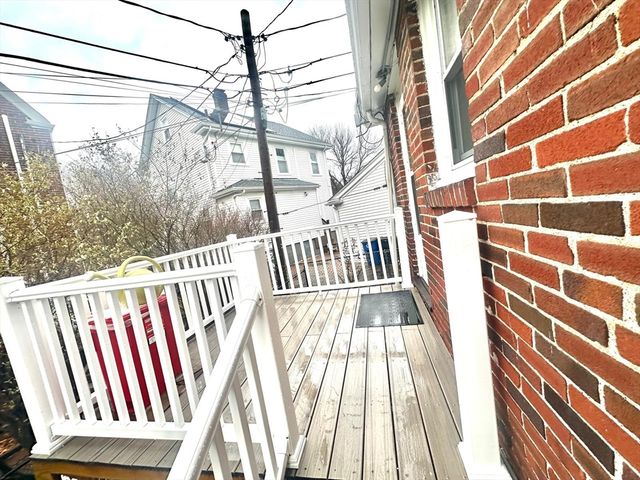 7 Parkway Cres, Milton, MA 02186