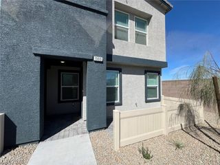 1900 Omaggio Vista Street, Henderson, NV 89044