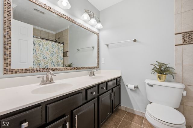 14105 Conner Knoll Parkway, Fishers, IN 46038