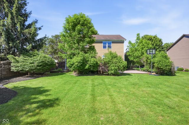 14105 Conner Knoll Parkway, Fishers, IN 46038