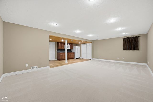 14105 Conner Knoll Parkway, Fishers, IN 46038