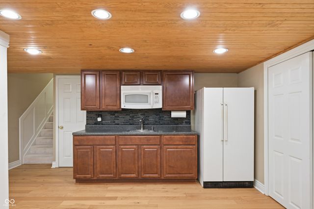 14105 Conner Knoll Parkway, Fishers, IN 46038