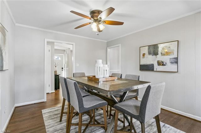 448 Dunmore DR, Newport News, VA 23602