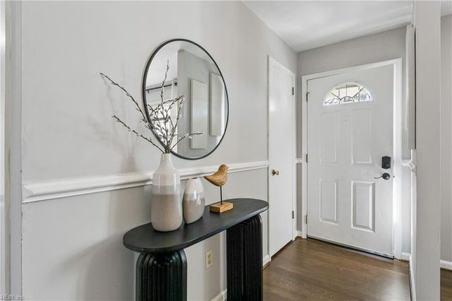 448 Dunmore DR, Newport News, VA 23602