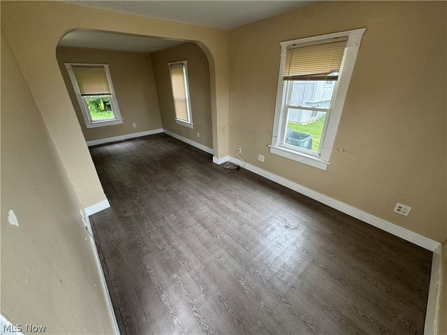 520 Ardella Avenue, Akron, OH 44306