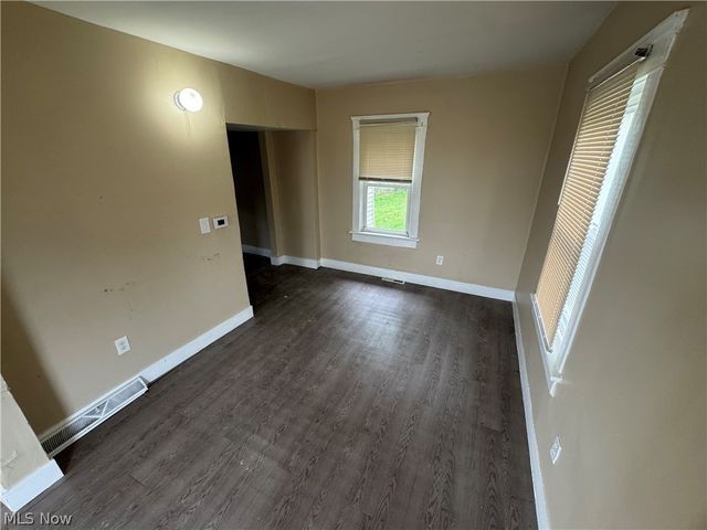 520 Ardella Avenue, Akron, OH 44306