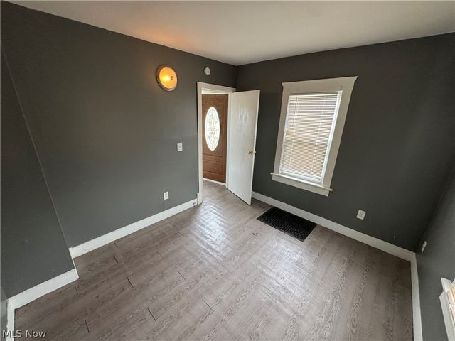 520 Ardella Avenue, Akron, OH 44306