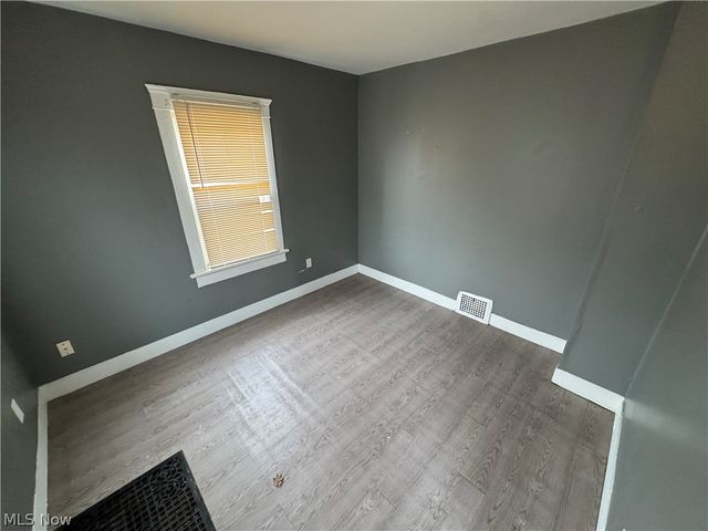 520 Ardella Avenue, Akron, OH 44306