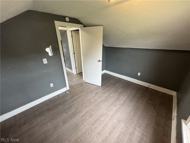 520 Ardella Avenue, Akron, OH 44306