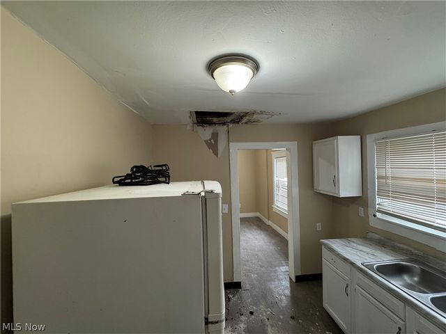 520 Ardella Avenue, Akron, OH 44306