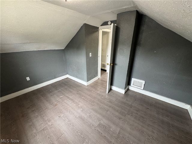 520 Ardella Avenue, Akron, OH 44306