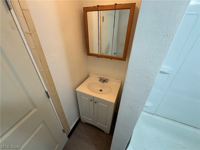 520 Ardella Avenue, Akron, OH 44306