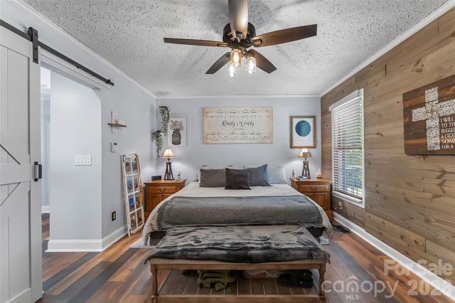 313 Springwood Drive NE, Valdese, NC 28690