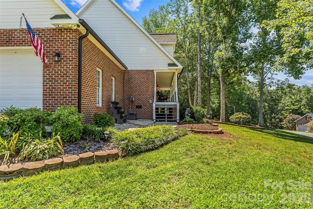 313 Springwood Drive NE, Valdese, NC 28690