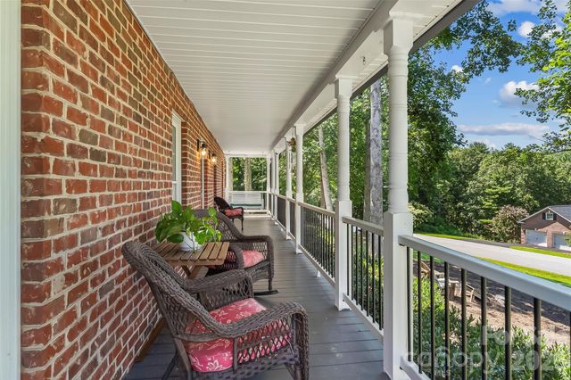 313 Springwood Drive NE, Valdese, NC 28690
