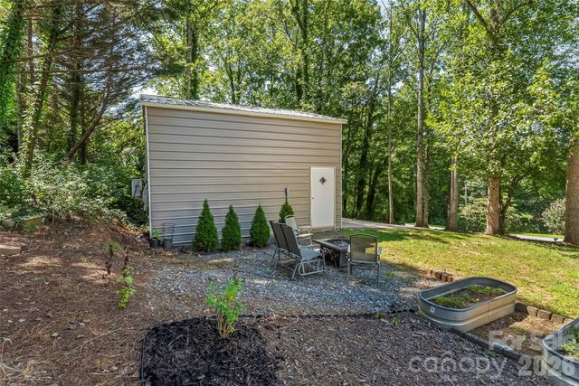 313 Springwood Drive NE, Valdese, NC 28690