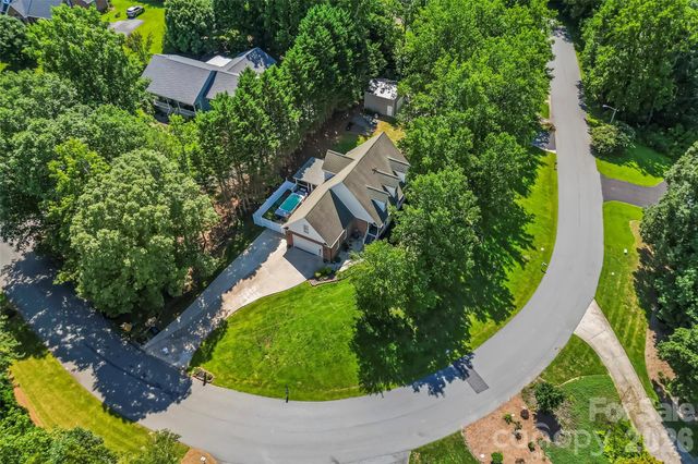 313 Springwood Drive NE, Valdese, NC 28690