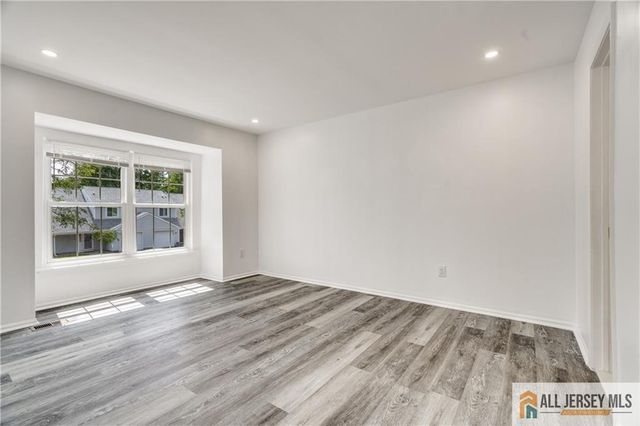 130 Winchester Way, Franklin, NJ 08873