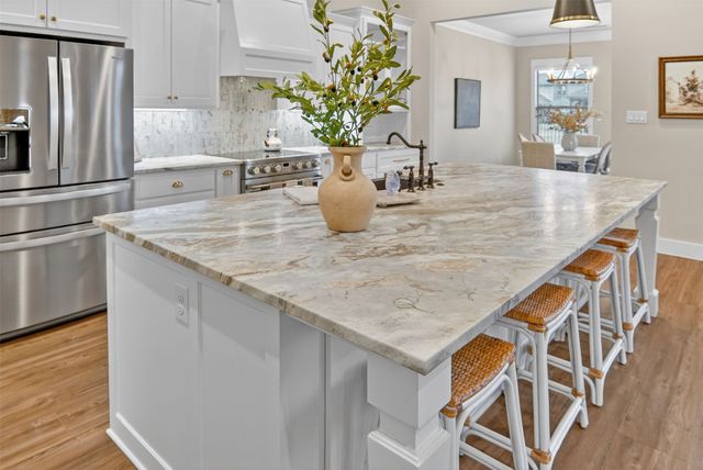 2716 River Path Court, Burleson, TX 76028