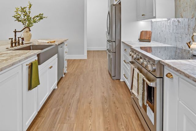 2716 River Path Court, Burleson, TX 76028