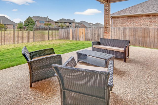 2716 River Path Court, Burleson, TX 76028
