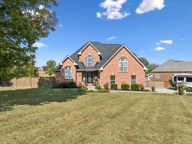401 Plantation Blvd, Lebanon, TN 37087