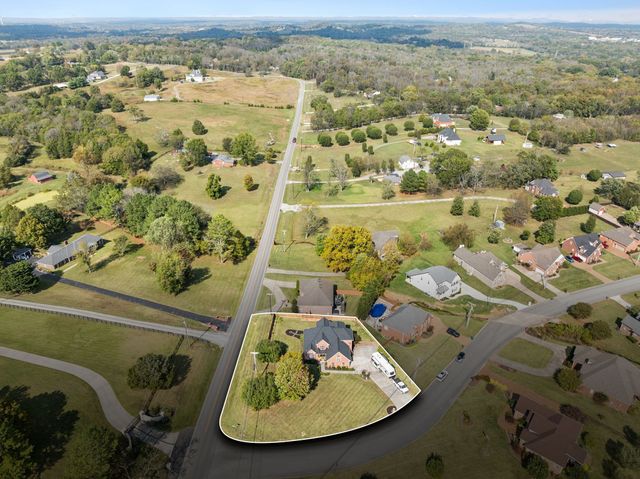 401 Plantation Blvd, Lebanon, TN 37087