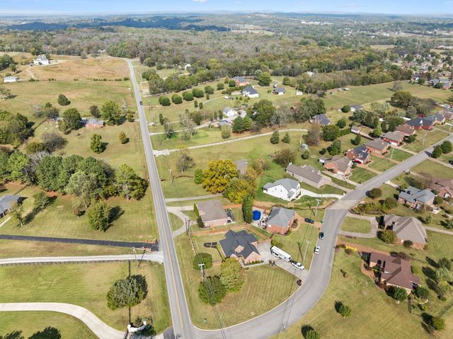 401 Plantation Blvd, Lebanon, TN 37087