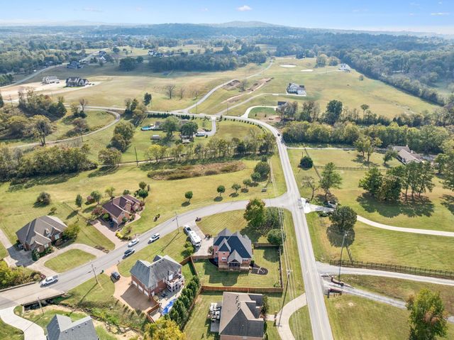 401 Plantation Blvd, Lebanon, TN 37087