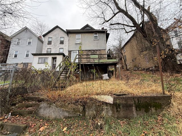 1114 N Wheeler St, Homewood Brushton, PA 15221