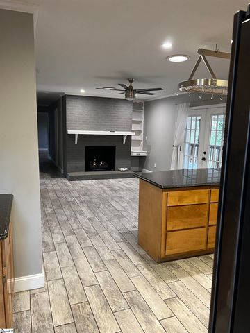 702 Central Avenue, Mauldin, SC 29622