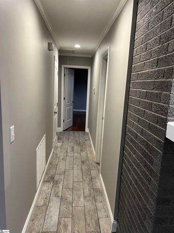 702 Central Avenue, Mauldin, SC 29622