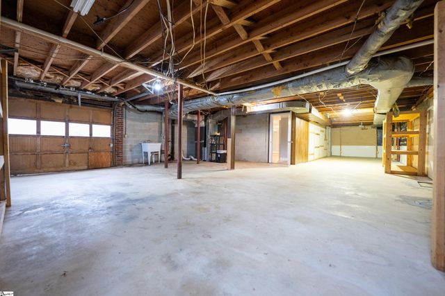 702 Central Avenue, Mauldin, SC 29622