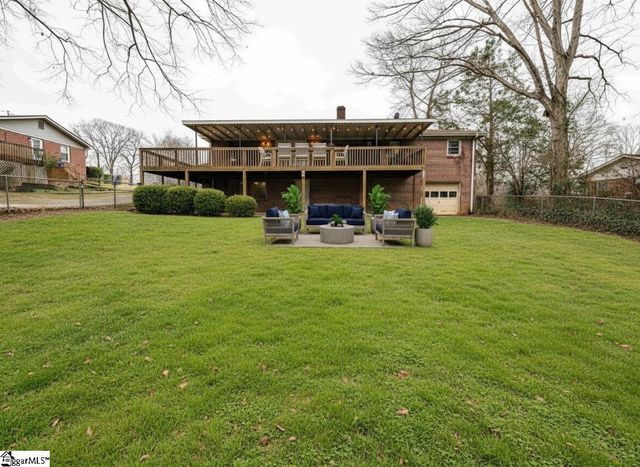 702 Central Avenue, Mauldin, SC 29622