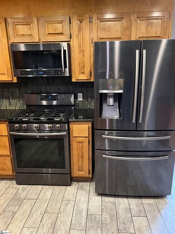 702 Central Avenue, Mauldin, SC 29622