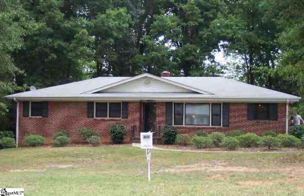 702 Central Avenue, Mauldin, SC 29622