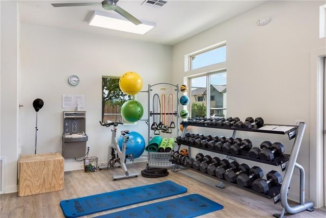 7805 Cooper LN 601, Austin, TX 78745