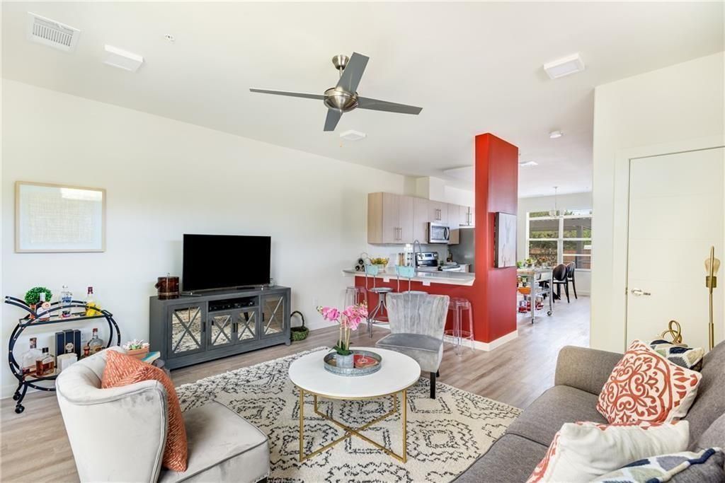 7805 Cooper LN 601, Austin, TX 78745