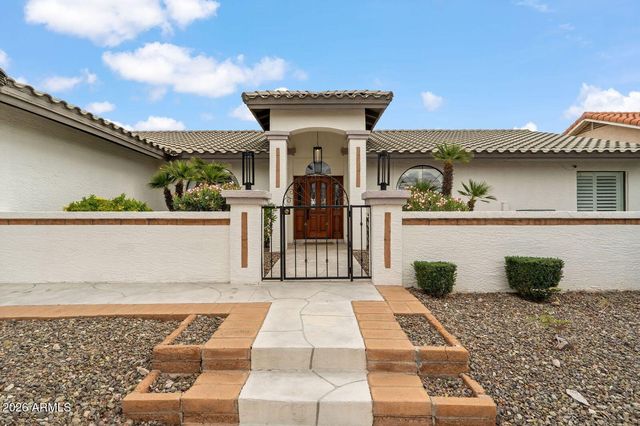 1129 E FOREST HILLS Drive, Phoenix, AZ 85022