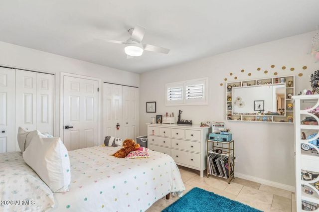 1129 E FOREST HILLS Drive, Phoenix, AZ 85022