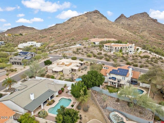 1129 E FOREST HILLS Drive, Phoenix, AZ 85022