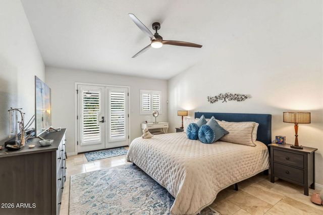 1129 E FOREST HILLS Drive, Phoenix, AZ 85022