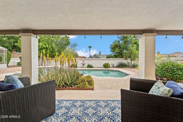 1129 E FOREST HILLS Drive, Phoenix, AZ 85022