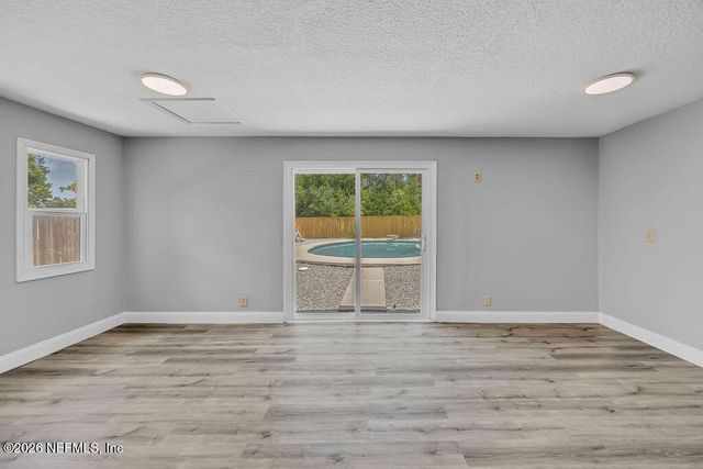 4017 LOYS Drive, Jacksonville, FL 32246