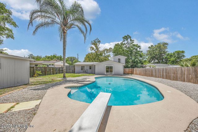 4017 LOYS Drive, Jacksonville, FL 32246
