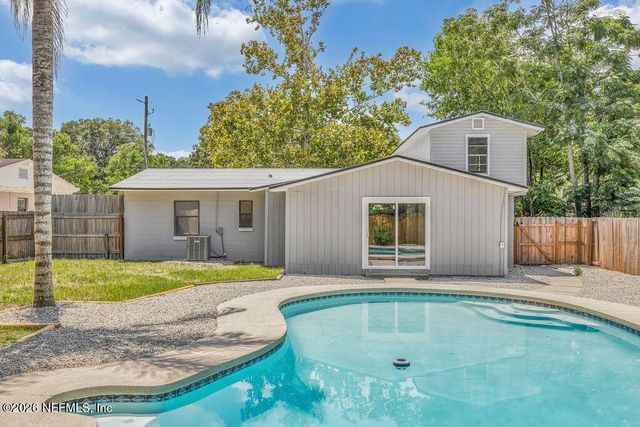 4017 LOYS Drive, Jacksonville, FL 32246