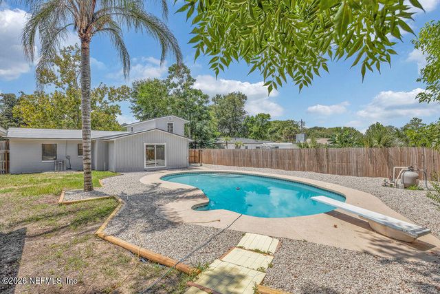 4017 LOYS Drive, Jacksonville, FL 32246