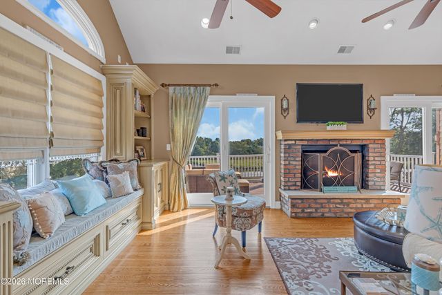 11 Luppatatong Avenue, Keyport, NJ 07735