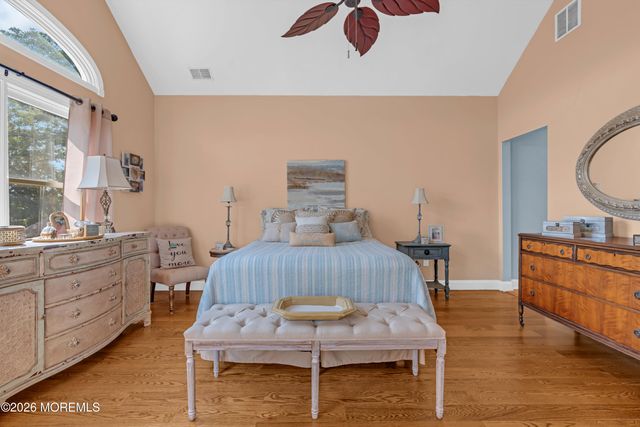 11 Luppatatong Avenue, Keyport, NJ 07735